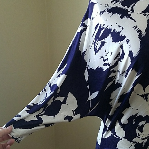 blue and white dress - Picture 3 of 4